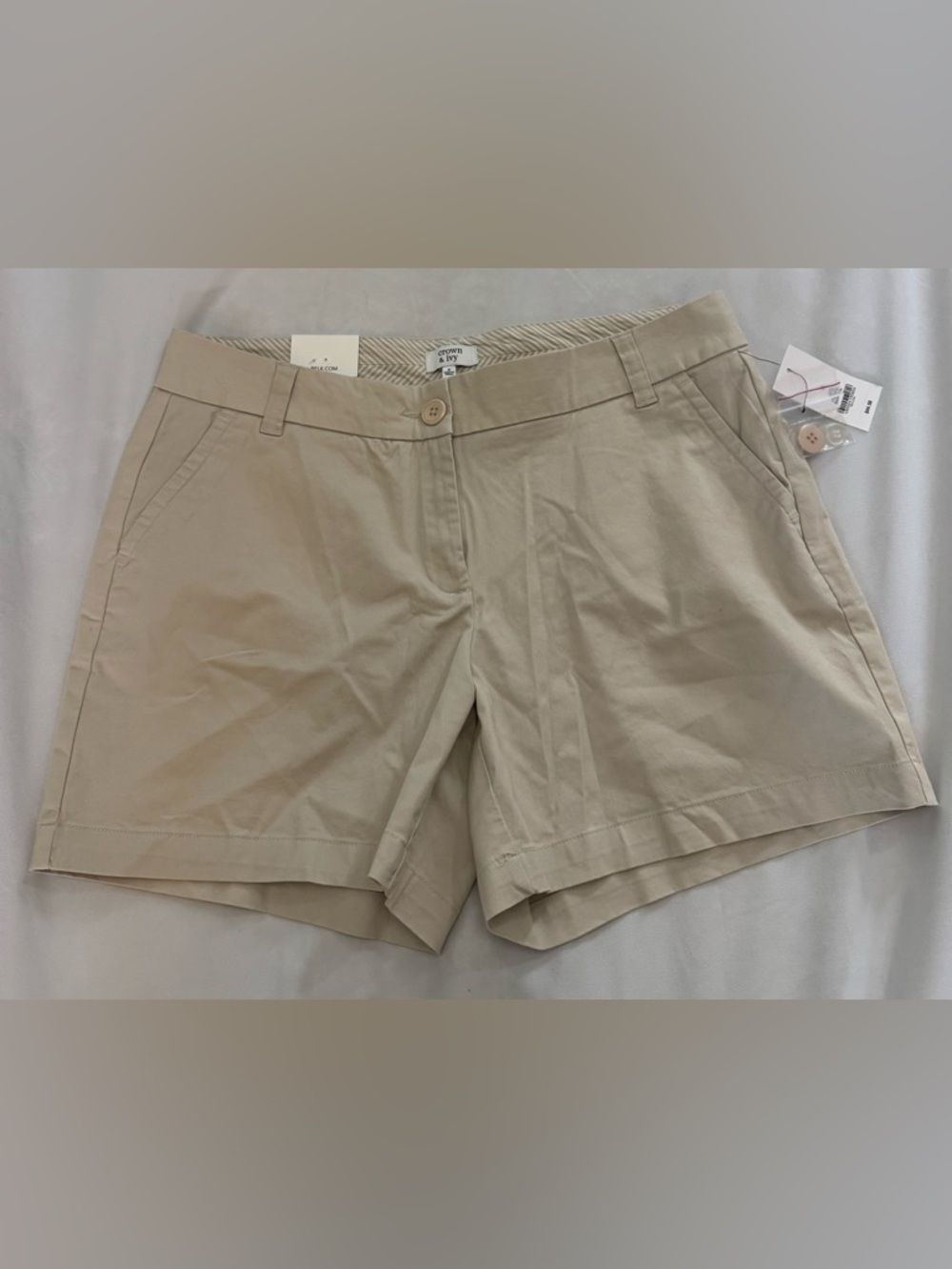 Crown & Ivy Khaki Shorts Size 8 NWT | Classic Beige Casual Summer Shorts